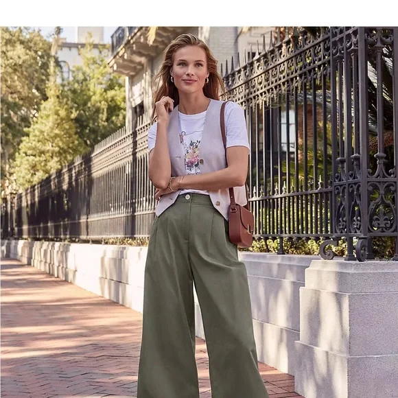 Loft Ladies Olive Green Pants - Picture 4 of 6